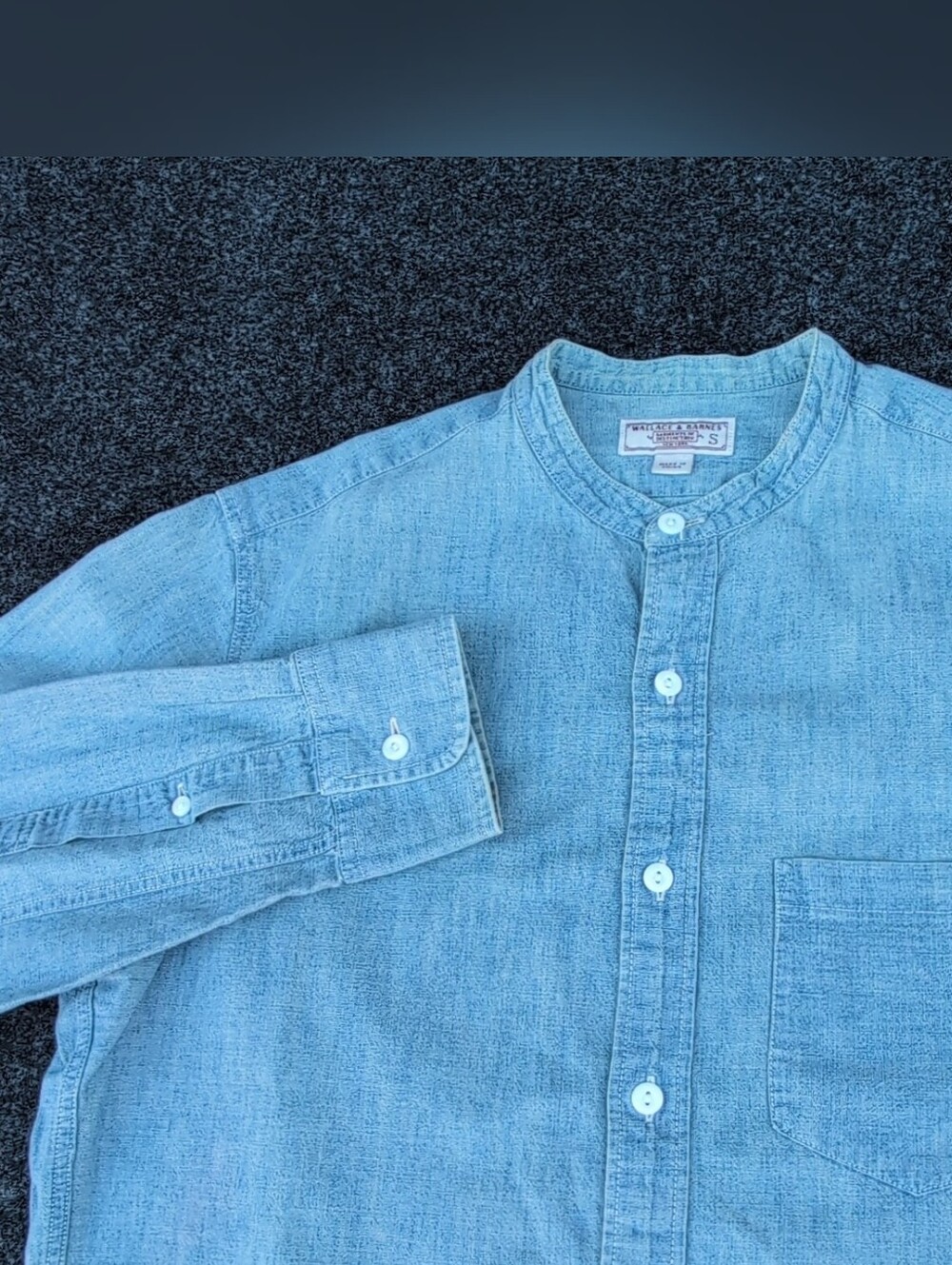 J Crew Wallace & Barnes Shirt Mens Small Blue Chambray Long Sleeve Button Up